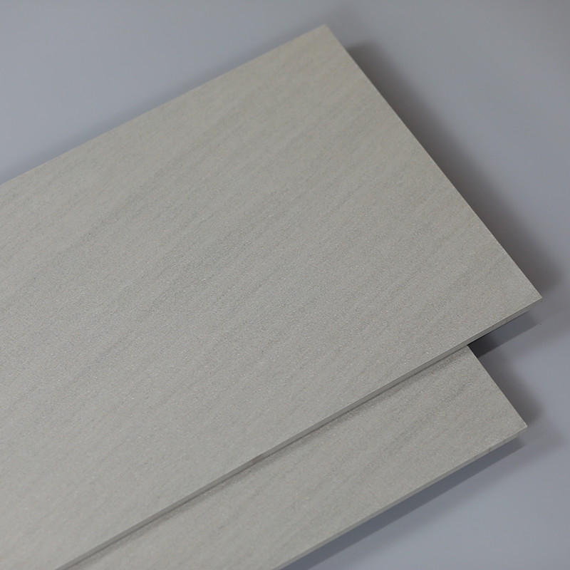 Hotel escuro da casa de Gray Color Non Slip For das telhas rústicas da porcelana de Foshan 300*600mm