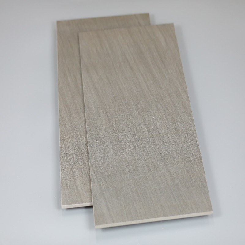Hotel escuro da casa de Gray Color Non Slip For das telhas rústicas da porcelana de Foshan 300*600mm