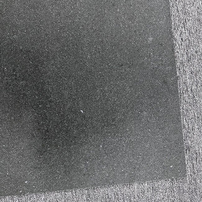 As telhas exteriores terminadas ásperas da porcelana concreta rústica deslizam não 2cm para a entrada de automóveis