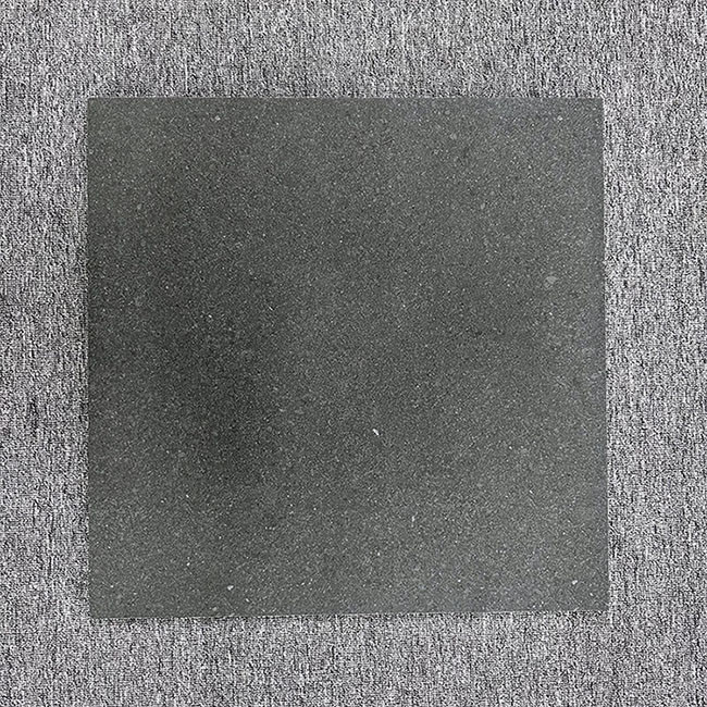 As telhas exteriores terminadas ásperas da porcelana concreta rústica deslizam não 2cm para a entrada de automóveis