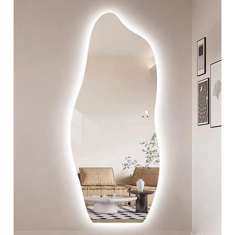 Nuvem irregular o espelho dado forma Smart da decoração de tapeçaria conduziu o espelho da parede para o banheiro