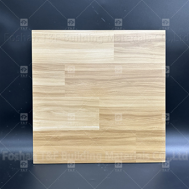 600x600mm Chapas de piso rústicas de corpo inteiro Tecido de madeira Superfície de porcelana não escorregadia