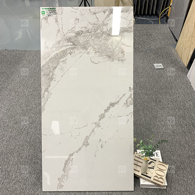 600x1200mm Carrara Branco Brilhante Alto Lustrado Vidrado Chapa Para Piso Marmorizado Chapas de Porcelana