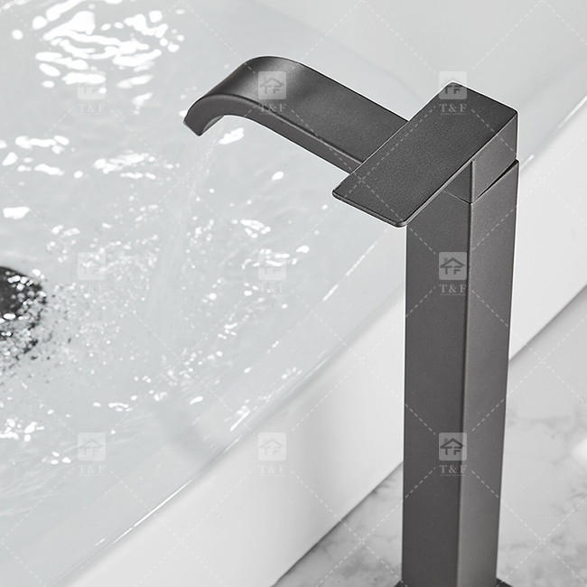 Banheira de banheira de ouro escovado cobre quente e frio lavagem de mãos e rosto xampu preto banheira de banheira de mesa rotativa
