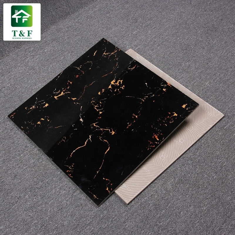 Preto das telhas de assoalho 600x600 da porcelana e cor lustrados vitrificados da flor do ouro