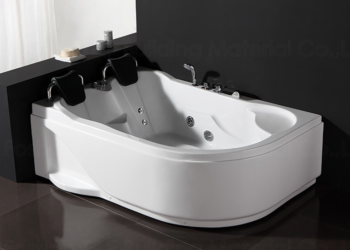 Bolha de ar contornada da banheira 2 acrílicos brancos internos do canto do Jacuzzi